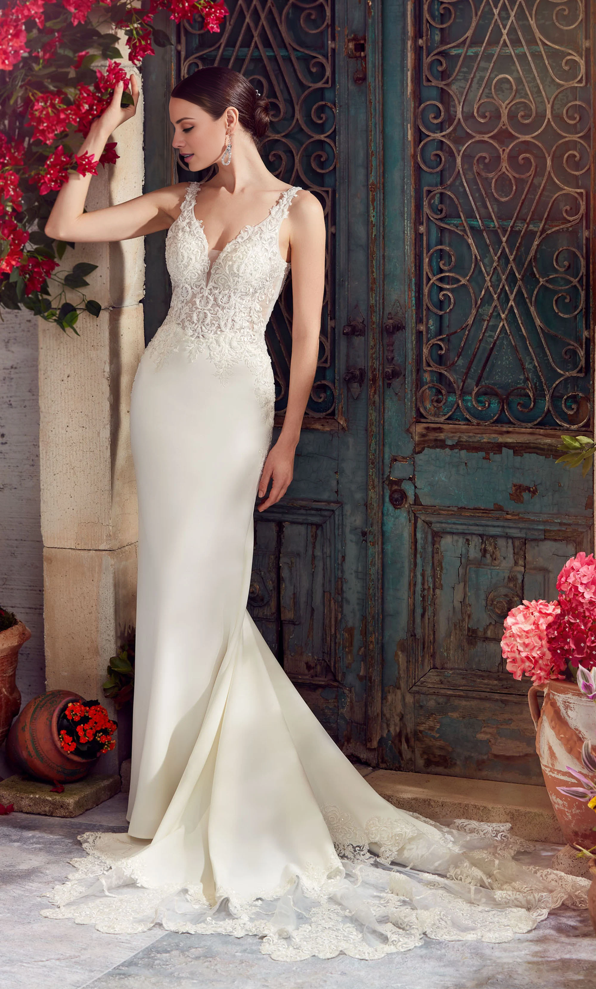 V-Neck Lace Backless Wedding Dress - Chloe Dress