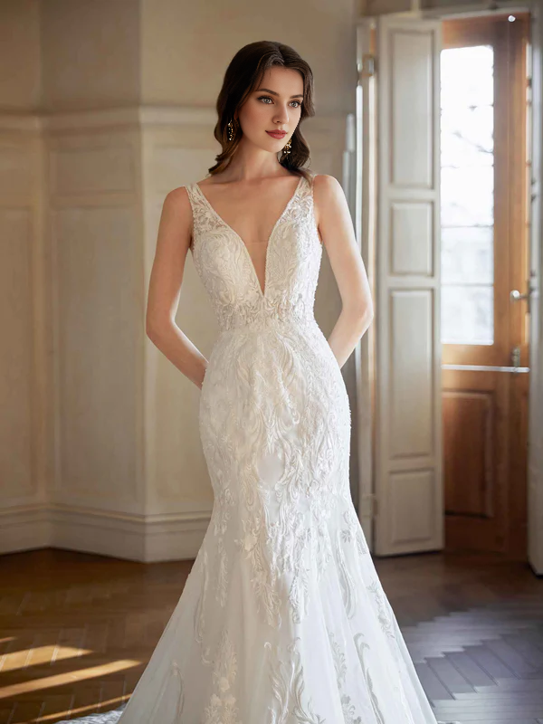 V-Neck Lace Backless Wedding Dress - Chloe Dress