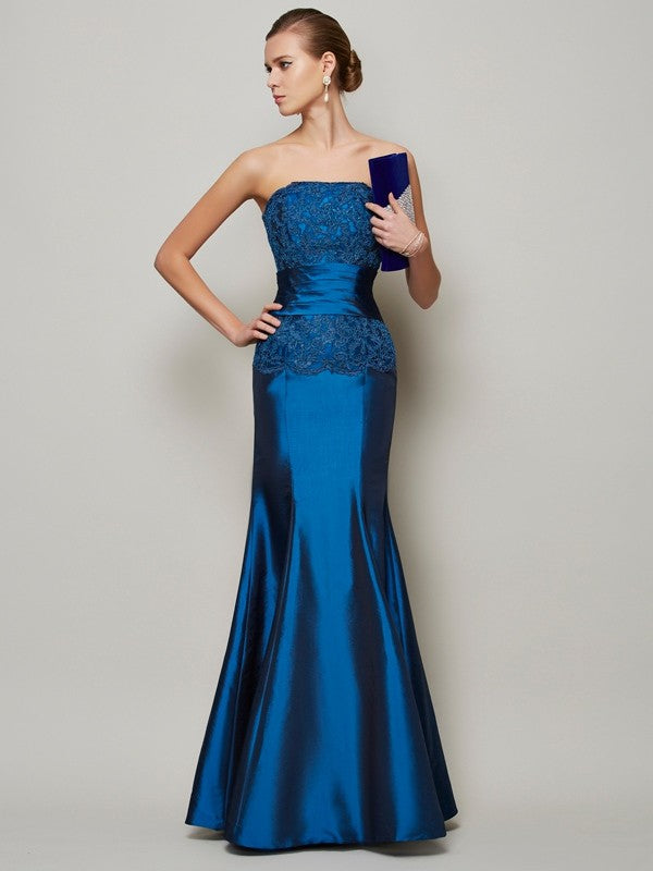 Mermaid Strapless Sleeveless Applique Dress - Chloe Dress