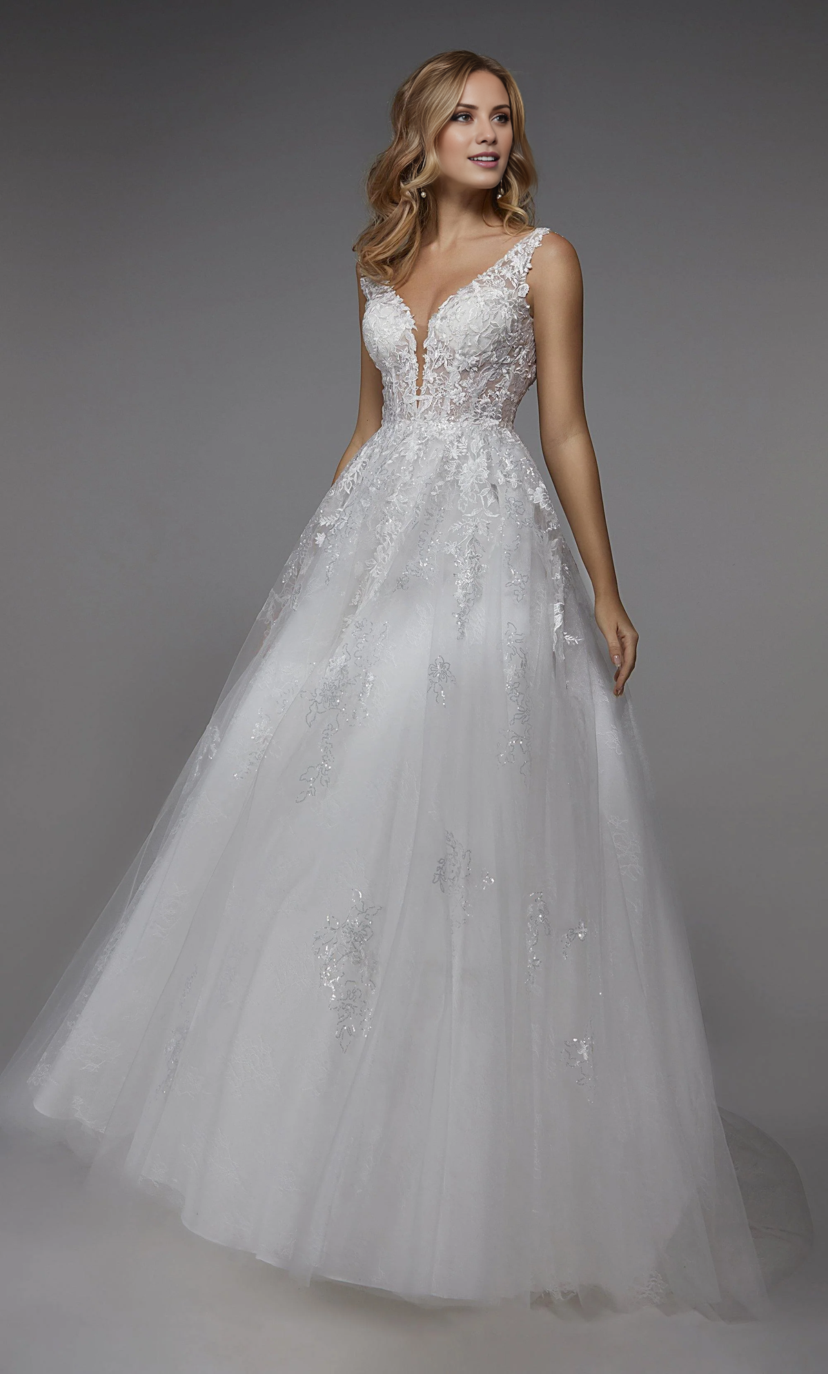V-Neck Chiffon Backless Floor-Length Wedding Dress - Chloe Dress