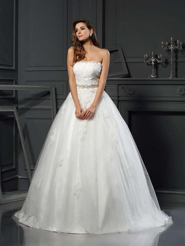 Ball Gown Strapless Sleeveless Applique Wedding Gown - Chloe Dress
