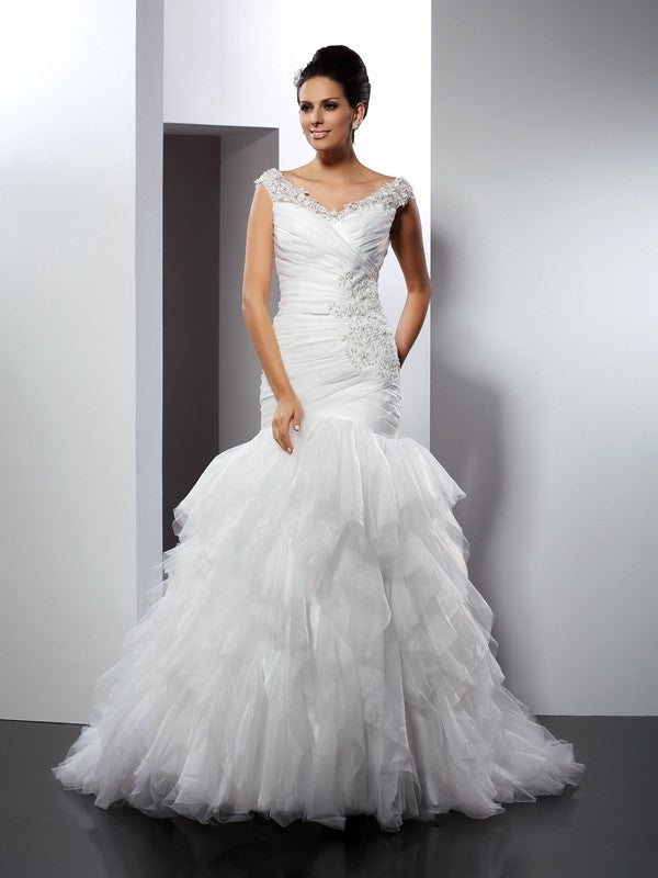 Mermaid V-Neck Tulle Sleeveless Applique Wedding Dress - Chloe Dress