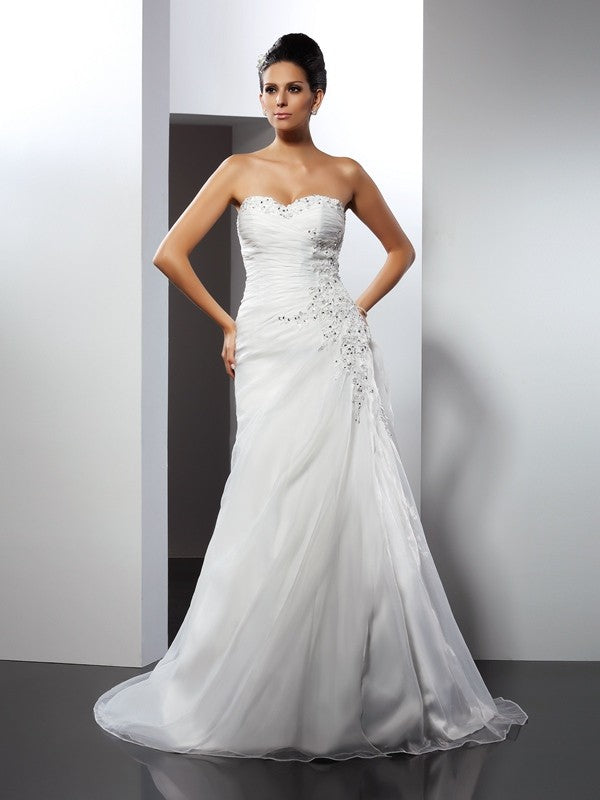 A-Line Sweetheart Organza Sleeveless Applique Wedding Dress - Chloe Dress