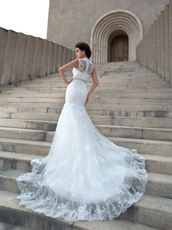 Mermaid V-Neck Lace Sleeveless Applique Wedding Dress - Chloe Dress