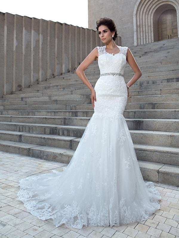 Mermaid V-Neck Lace Sleeveless Applique Wedding Dress - Chloe Dress