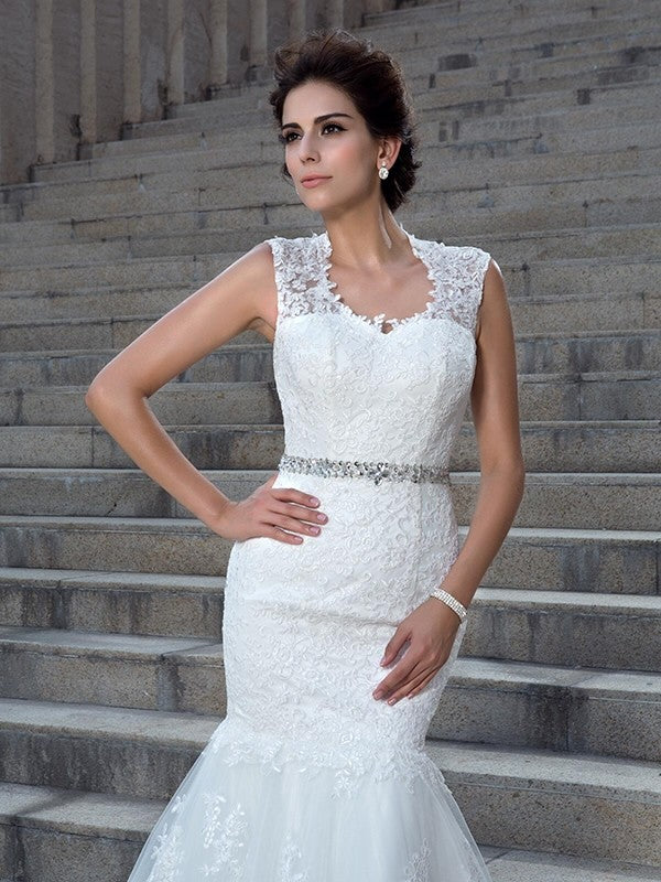 Mermaid V-Neck Lace Sleeveless Applique Wedding Dress - Chloe Dress