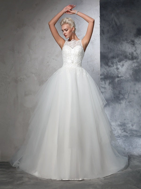 Ball Gown Sleeveless Applique Tea-Length Wedding Gown - Chloe Dress