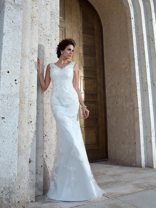 Mermaid V-Neck Sleeveless Applique Wedding Dress - Chloe Dress