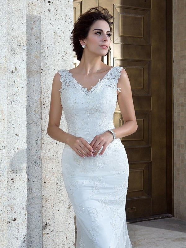 Mermaid V-Neck Sleeveless Applique Wedding Dress - Chloe Dress