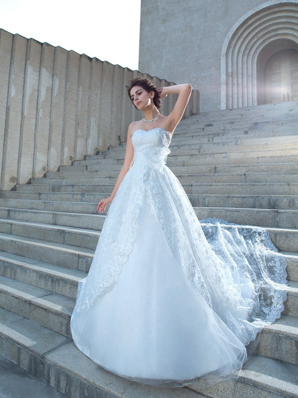 Ball Gown Sweetheart Lace Sleeveless Wedding Gown - Chloe Dress