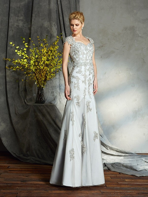 Sheath Sweetheart Satin Sleeveless Applique Dress - Chloe Dress