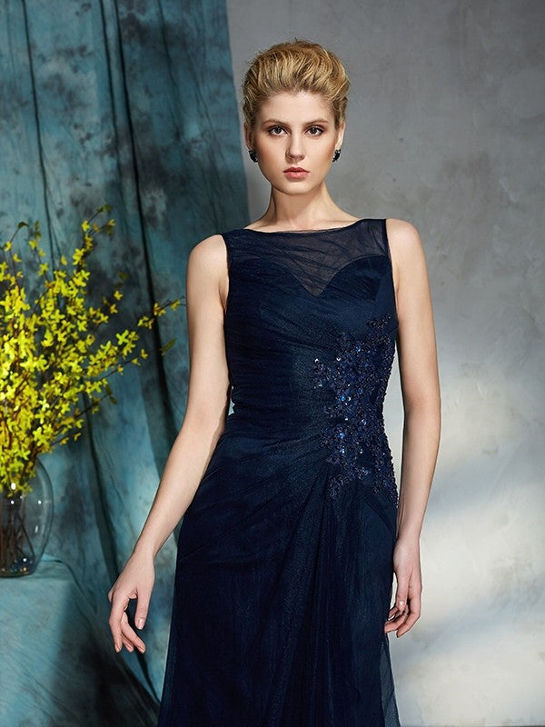 Sheath Sleeveless Applique Tea-Length Dress - Chloe Dress