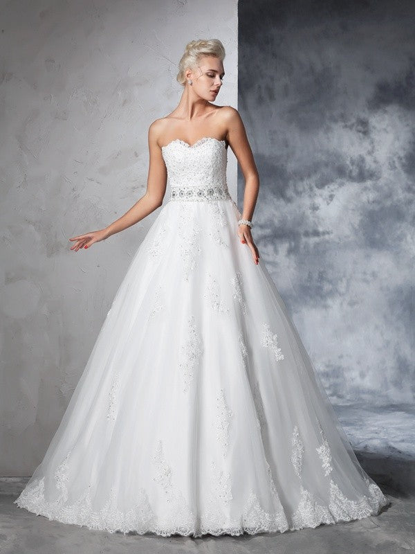 Ball Gown Sweetheart Sleeveless Applique Wedding Gown - Chloe Dress