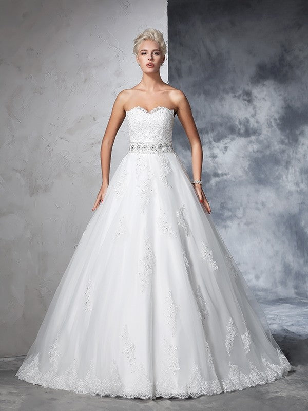 Ball Gown Sweetheart Sleeveless Applique Wedding Gown - Chloe Dress