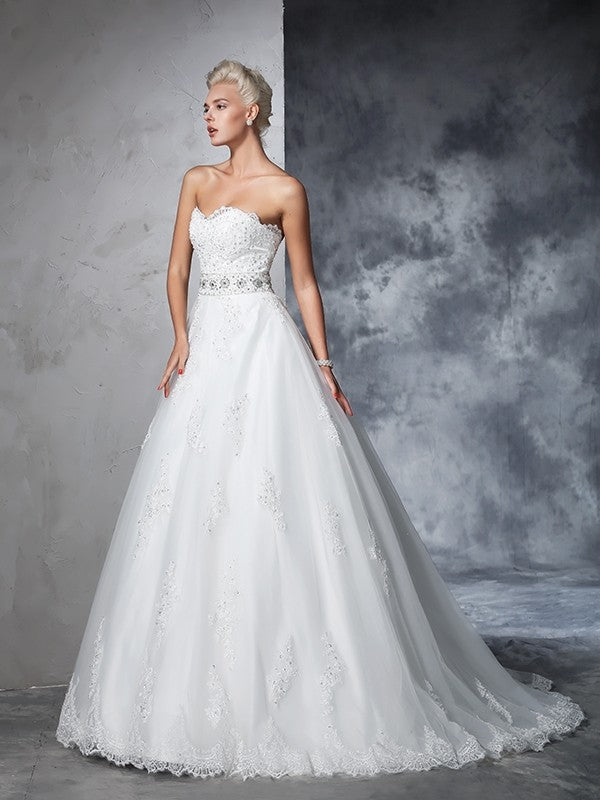 Ball Gown Sweetheart Sleeveless Applique Wedding Gown - Chloe Dress