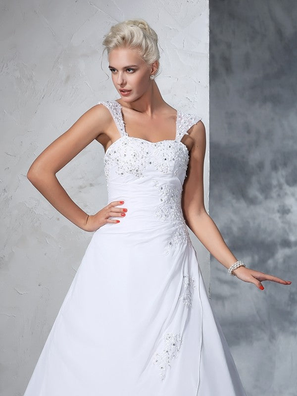 Ball Gown Chiffon Sleeveless Applique Wedding Gown - Chloe Dress