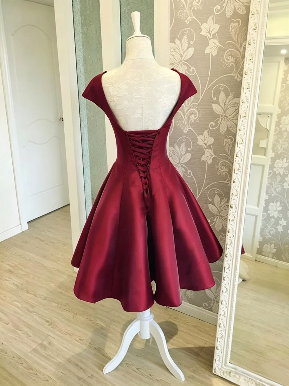 Burgundy A-Line Sweetheart Satin Cap Sleeve Lace-Up Back Mini Homecoming Dress - Chloe Dress