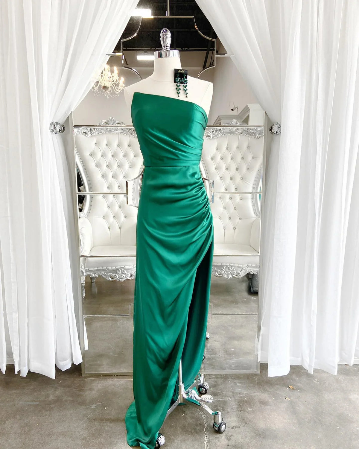 Mermaid Strapless Satin Zipper Back Floor-Length Evening Dress - Chloe Dress