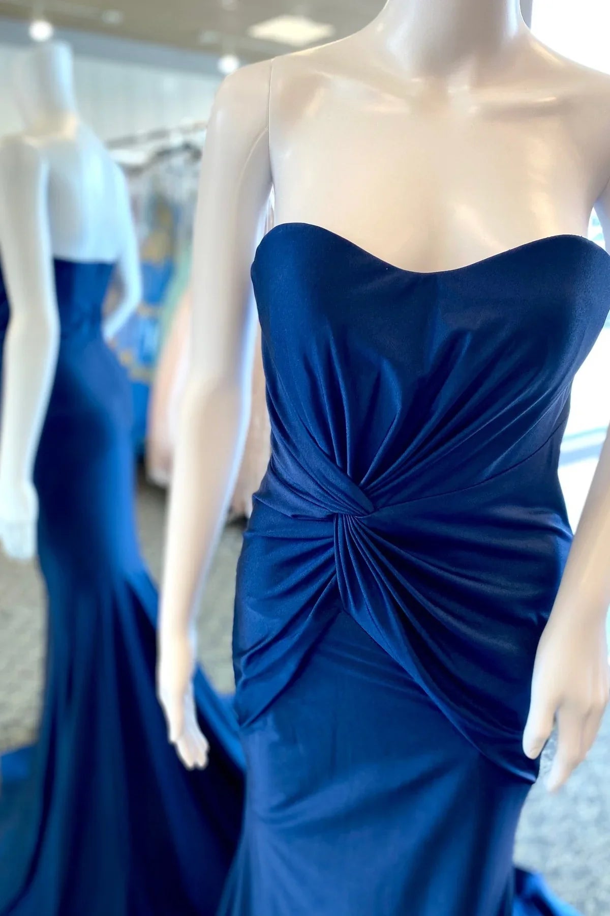 Mermaid Sweetheart Floor-Length Evening Dress - Chloe Dress