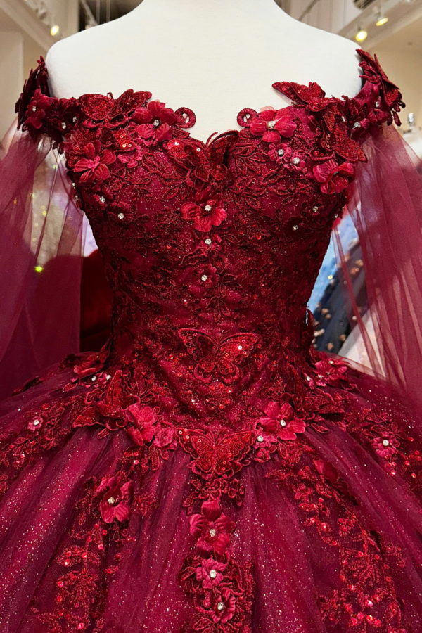 Red Sweetheart Lace Long Sleeve Lace-Up Back Train Prom Dress - Chloe Dress