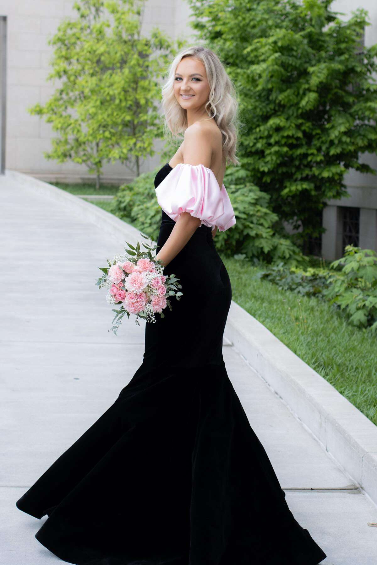 Black Mermaid Velvet Floor-Length Evening Dress - Chloe Dress