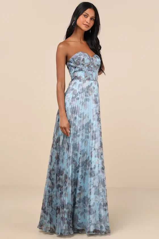 Sweetheart Lace Pleated Floor-Length Prom Dress - Chloe Dress