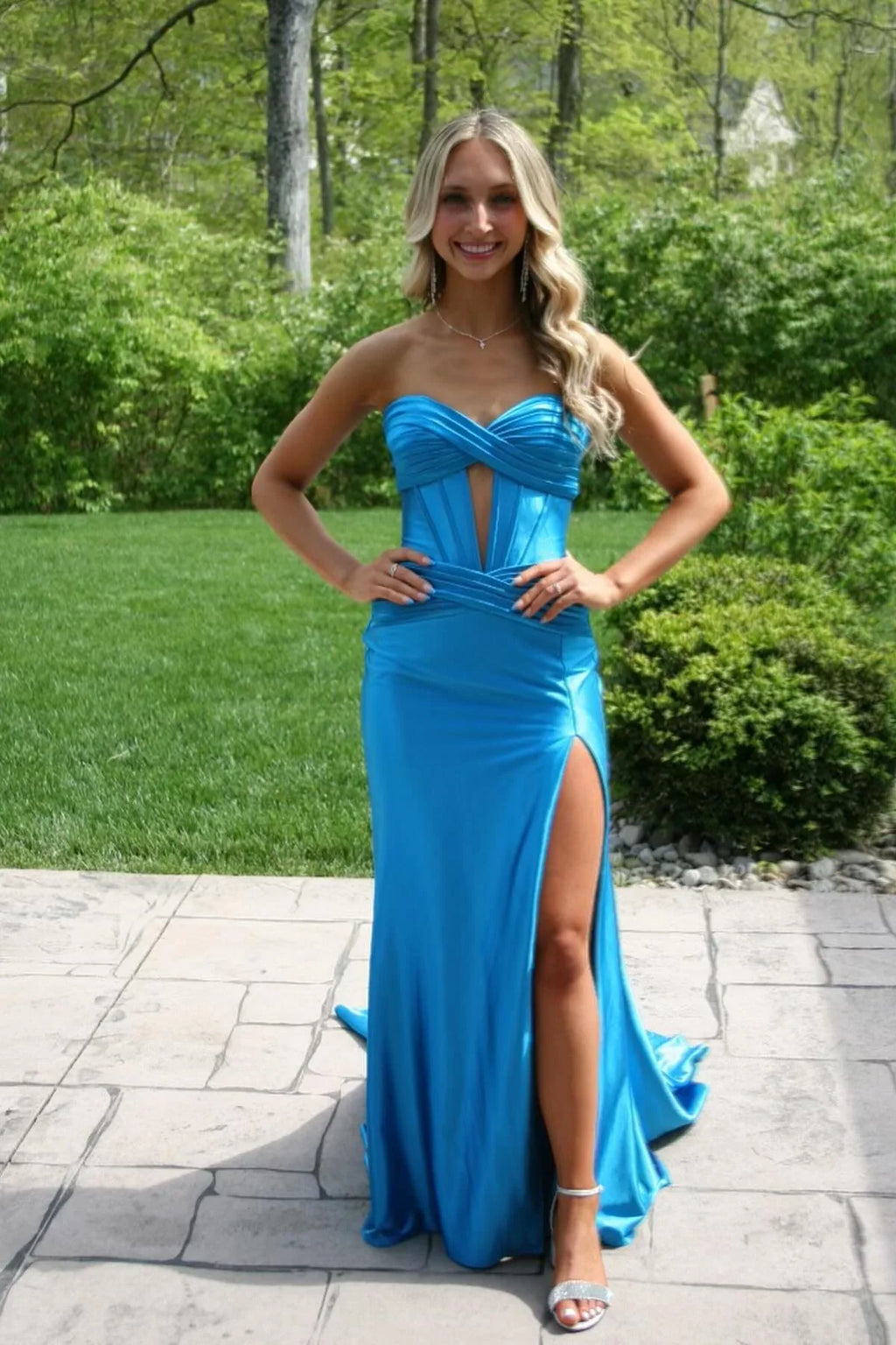 Mermaid Sweetheart Satin High Slit Prom Dress - Chloe Dress
