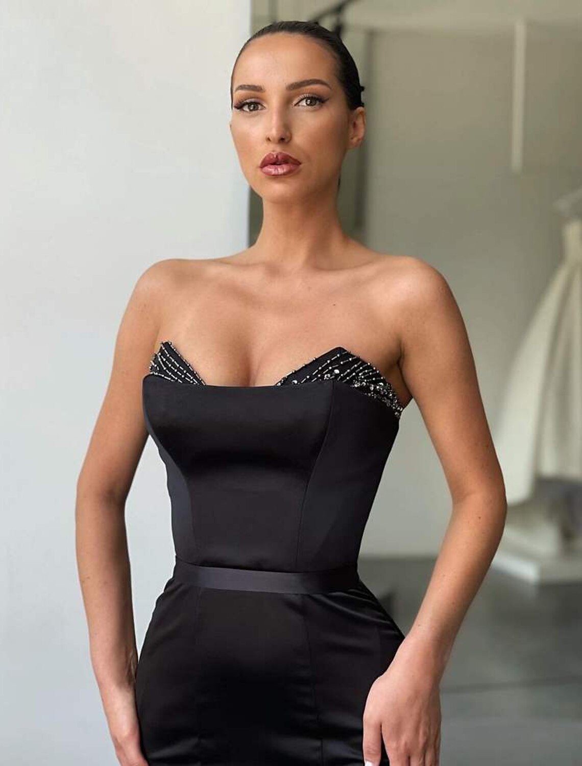 Mermaid Strapless Satin Sleeveless Backless Floor-Length Evening Gown - Chloe Dress