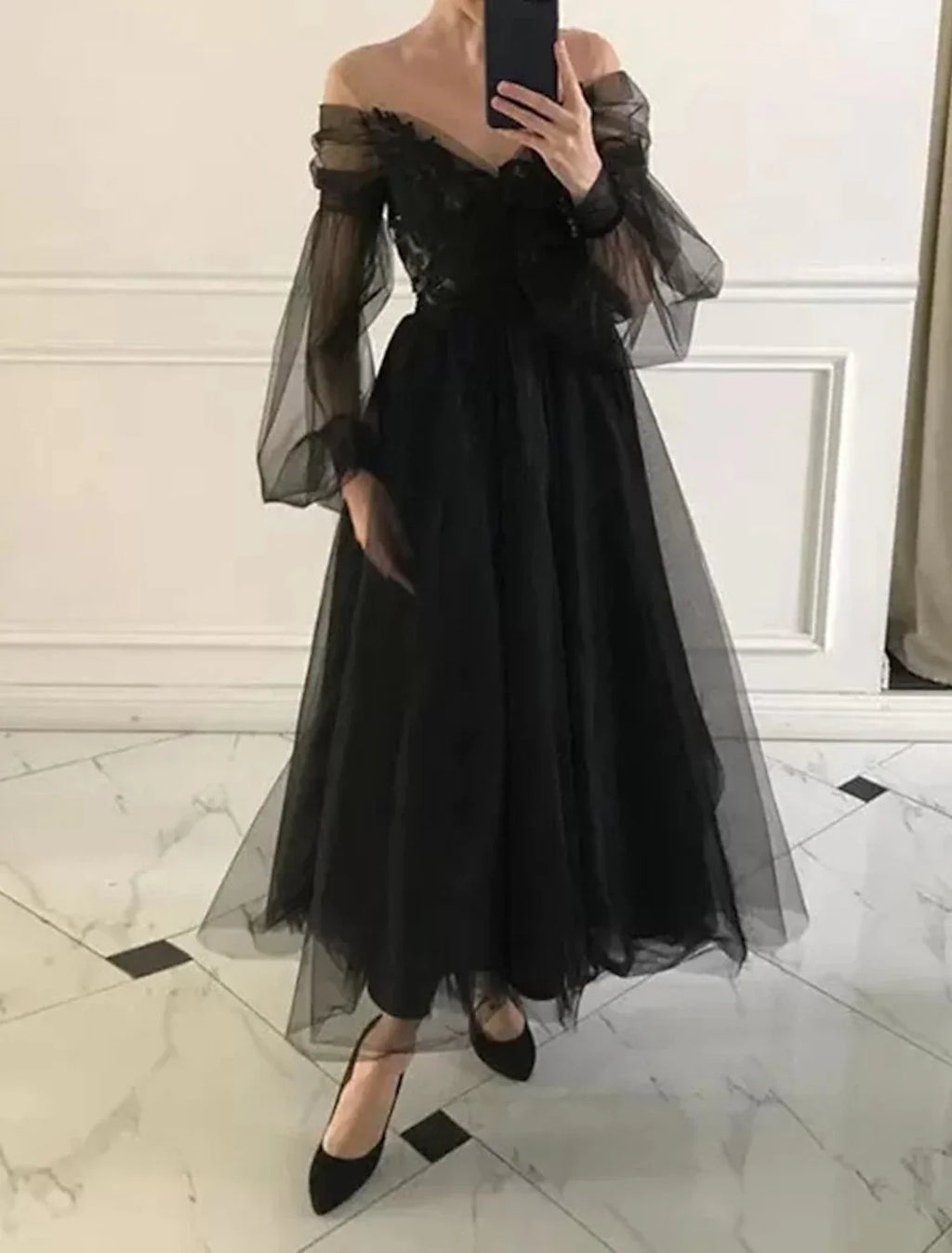 Black A-Line V-Neck Tulle Long Sleeve Applique Ankle-Length Prom Dress - Chloe Dress