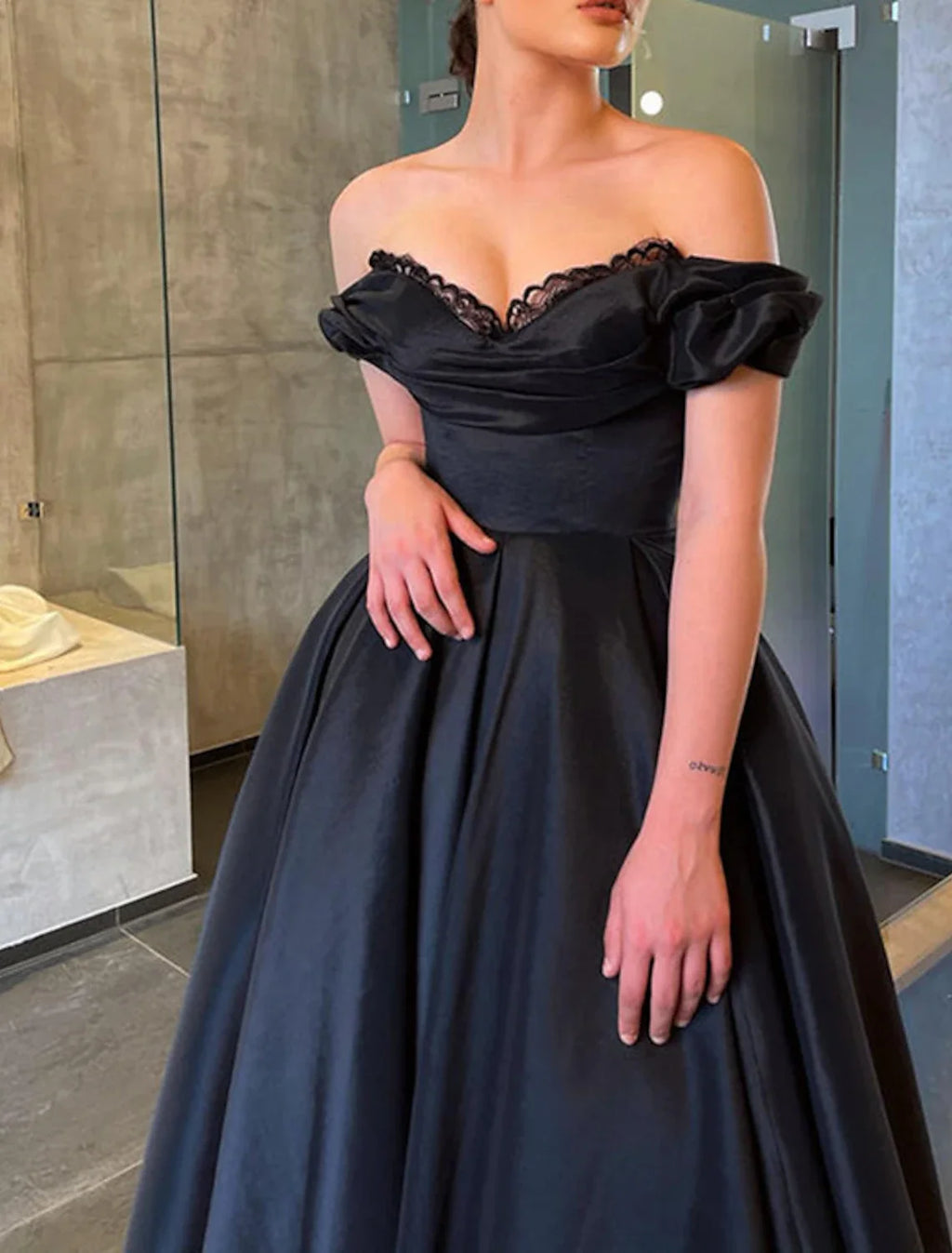 Black A-Line Off-Shoulder Satin Short Sleeve Mini Prom Dress - Chloe Dress