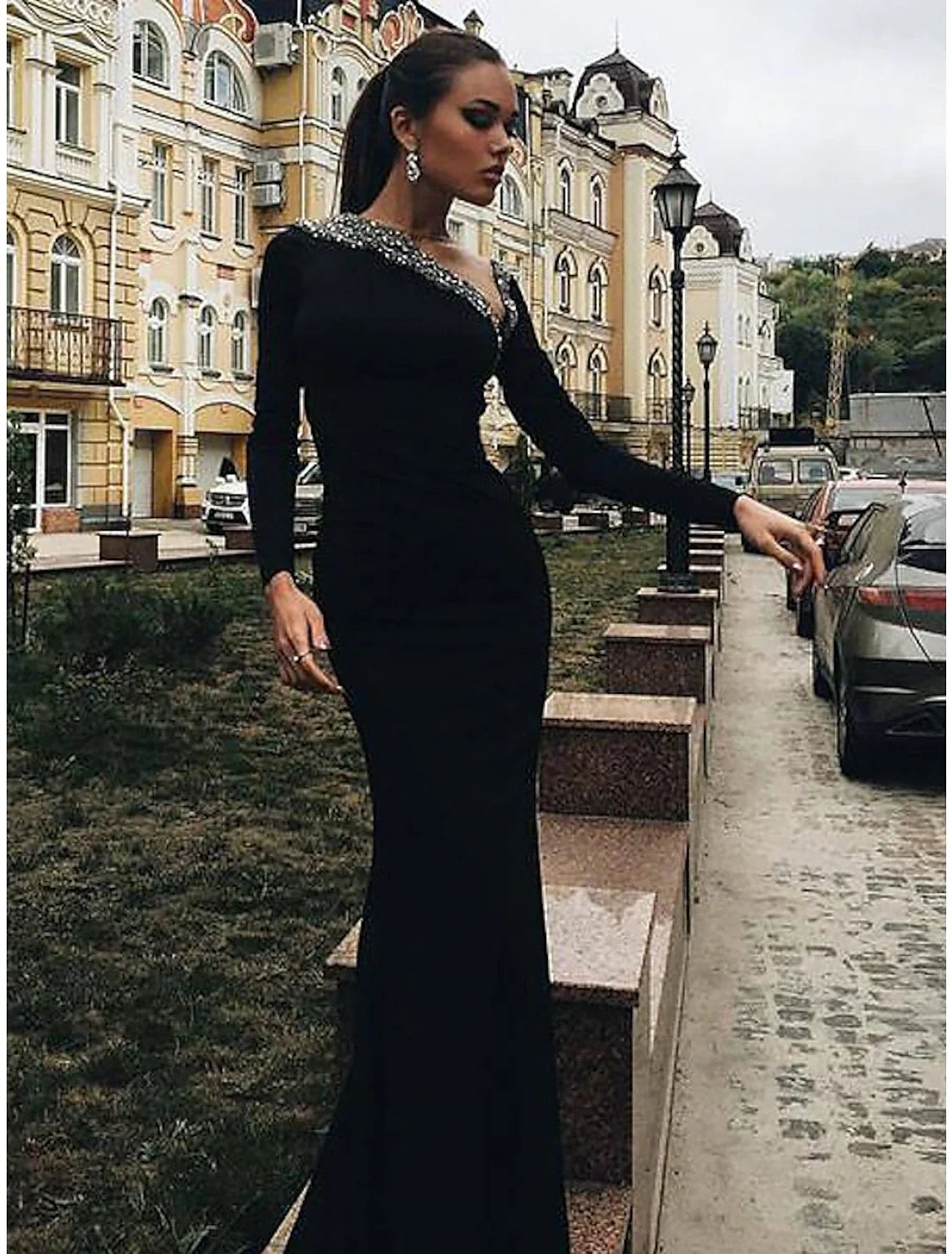 Mermaid V-Neck Long Sleeve Open Back Floor-Length Evening Gown - Chloe Dress