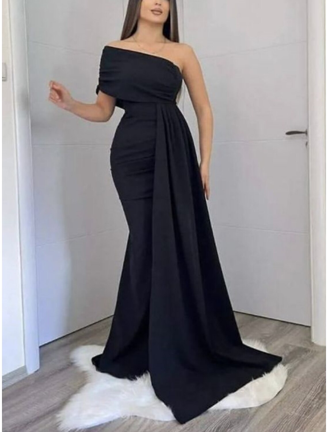 Green Mermaid One-Shoulder Satin Short Sleeve Pleated Mini Evening Gown - Chloe Dress