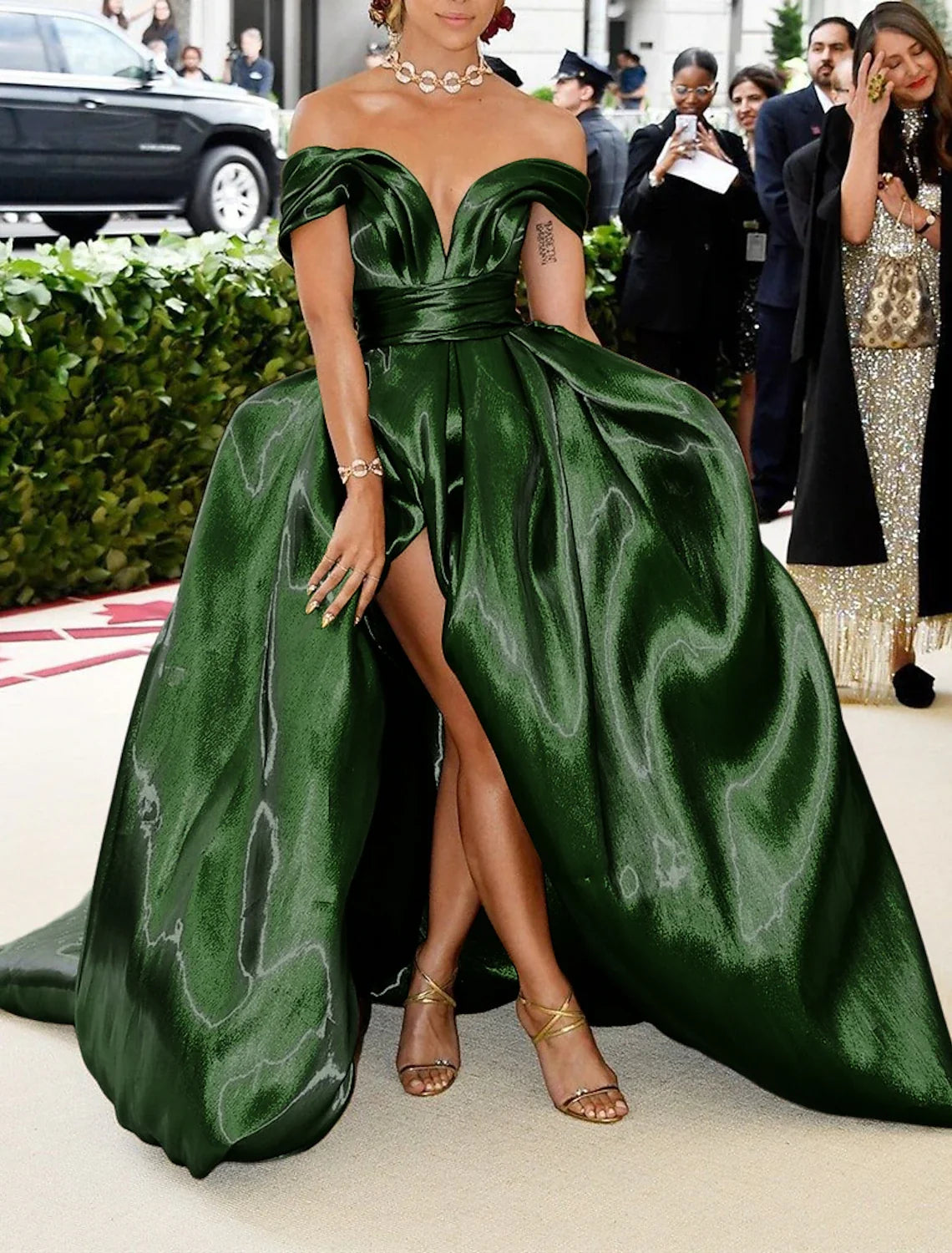 Green A-Line Off-Shoulder Satin Sleeveless Floor-Length Evening Gown - Chloe Dress