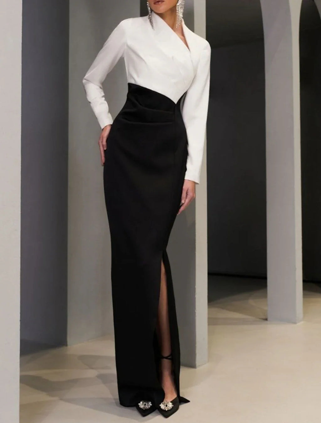 Black Sheath V-Neck Long Sleeve High Slit Floor-Length Evening Gown - Chloe Dress