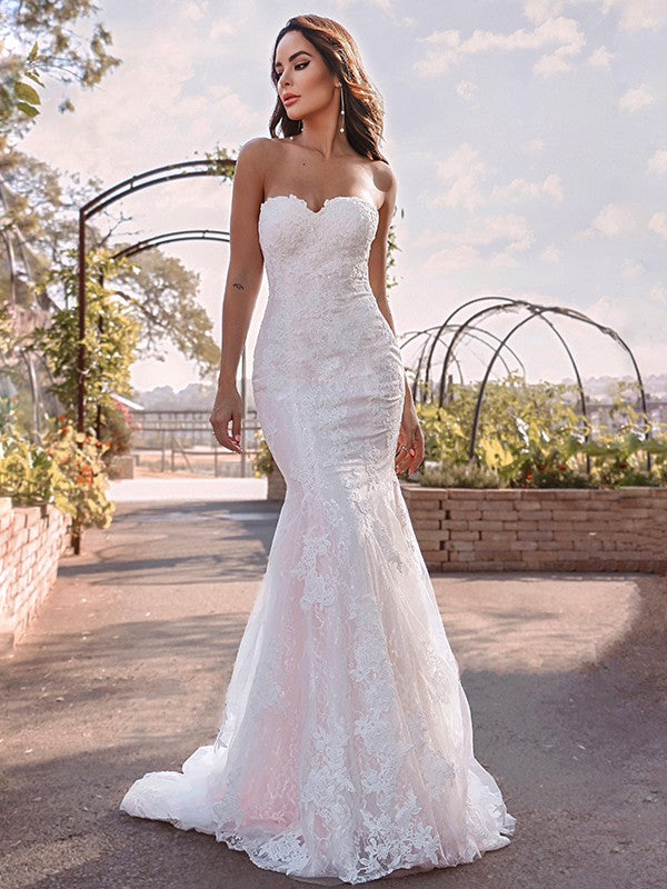 Mermaid Sweetheart Lace Sleeveless Train Wedding Dress - Chloe Dress