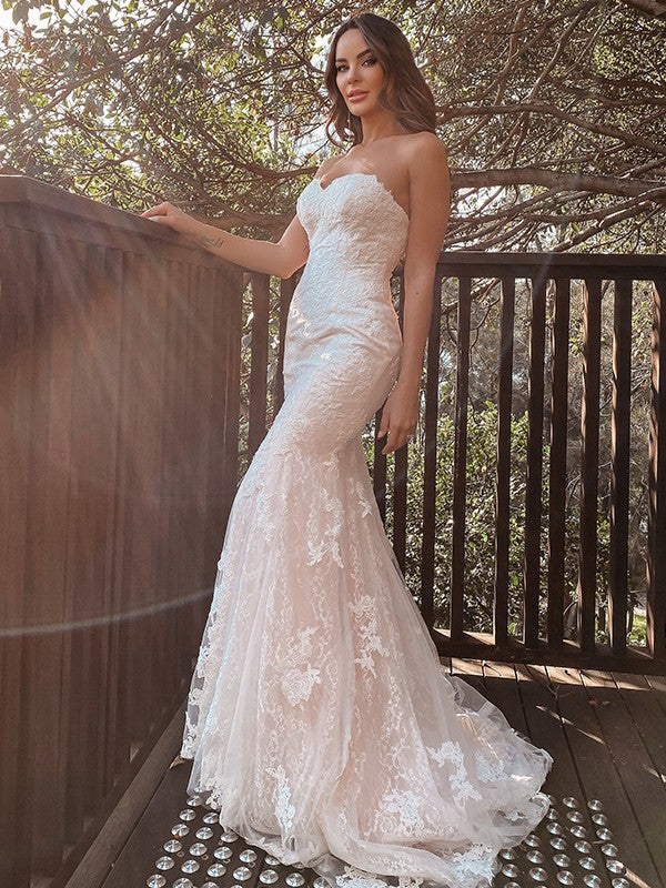 Mermaid Sweetheart Lace Sleeveless Train Wedding Dress - Chloe Dress
