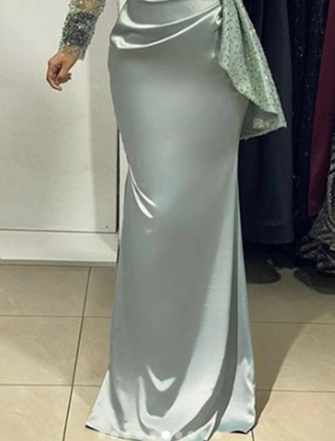 Mermaid V-Neck Long Sleeve Floor-Length Evening Gown - Chloe Dress