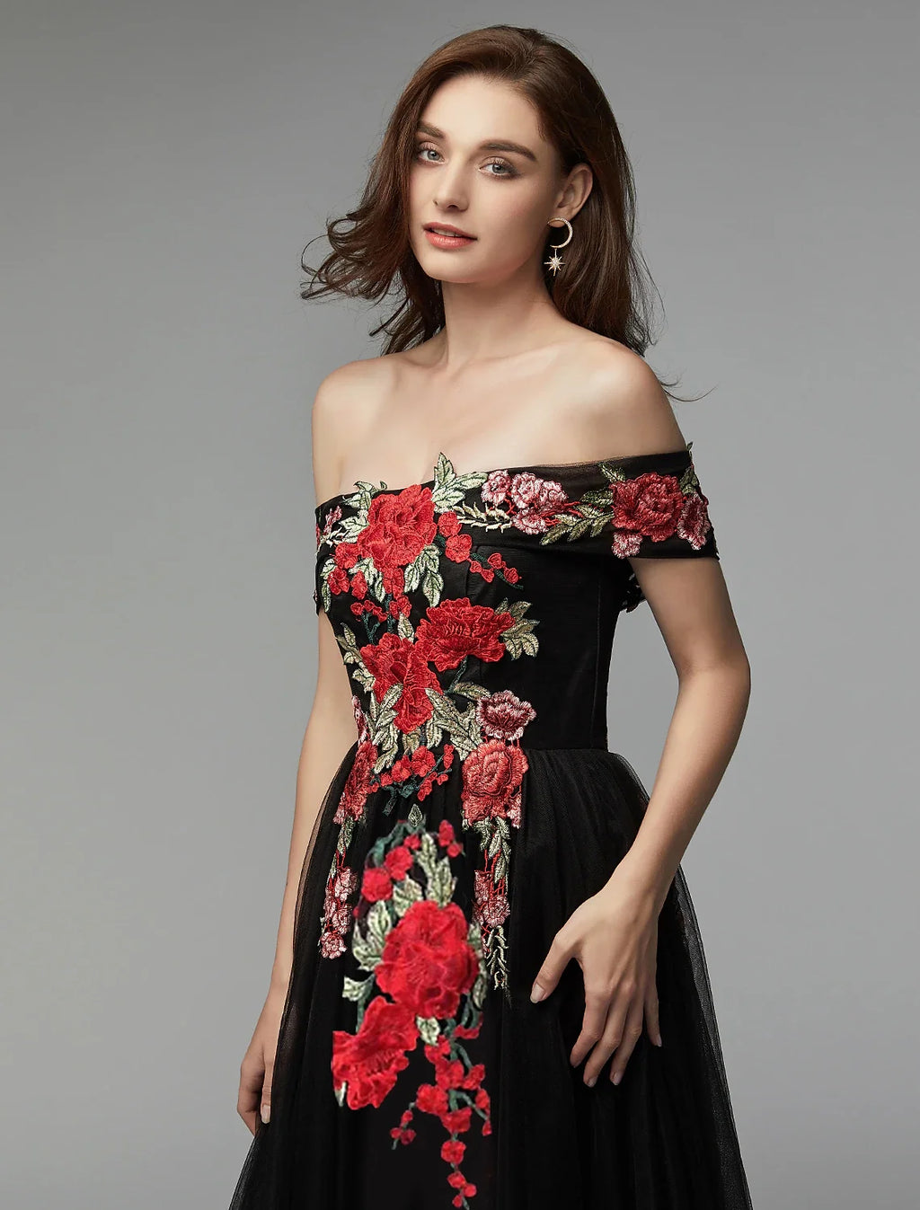 A-Line Off-Shoulder Tulle Sleeveless Applique Floor-Length Prom Dress - Chloe Dress