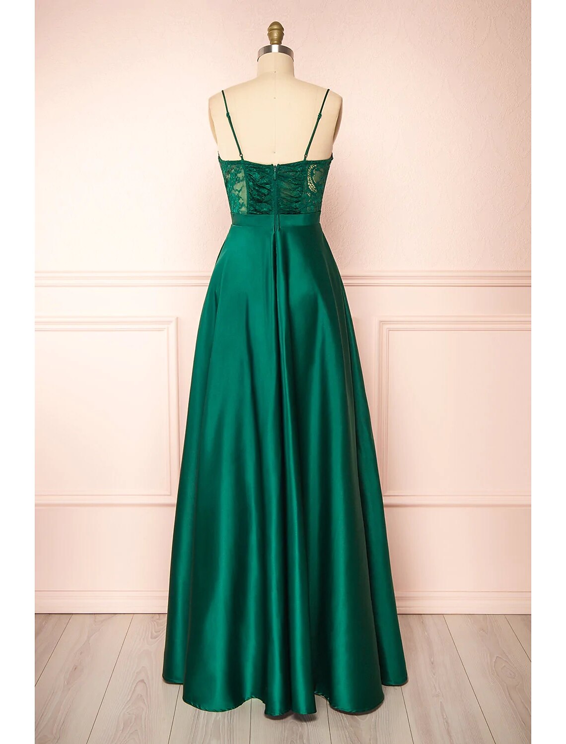 A-Line Sweetheart Satin Sleeveless Backless Applique Floor-Length Prom Dress - Chloe Dress