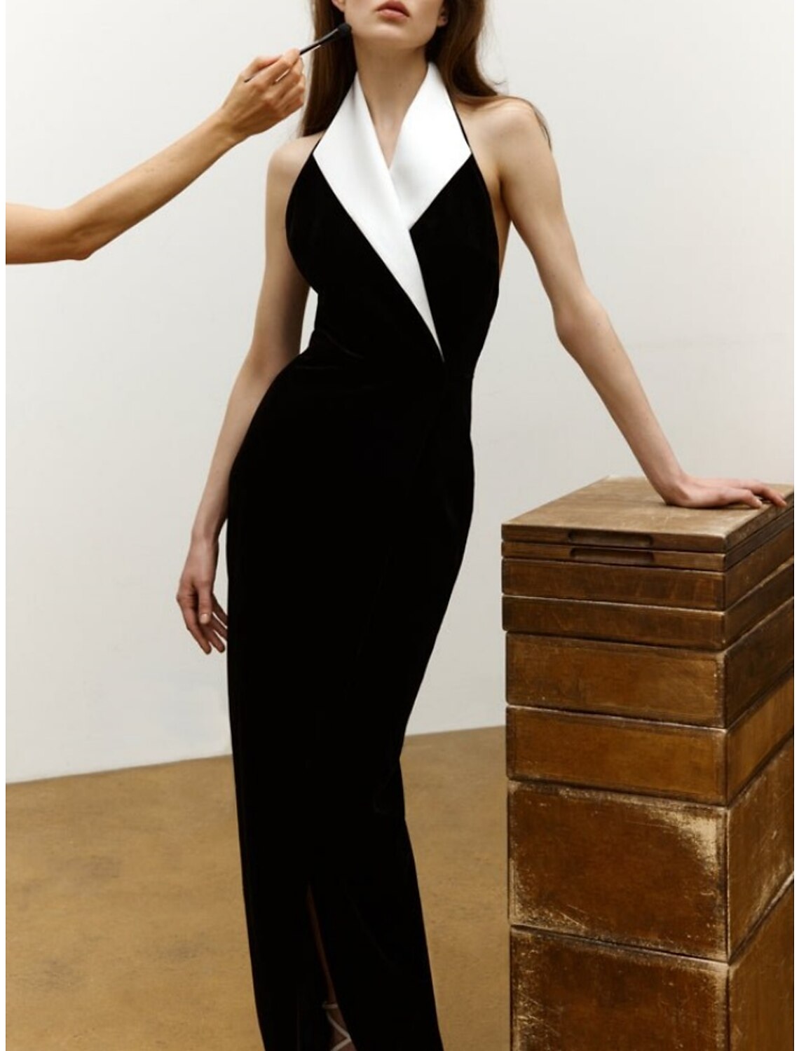 Black Sheath V-Neck Silk Sleeveless High Slit Floor-Length Evening Gown - Chloe Dress