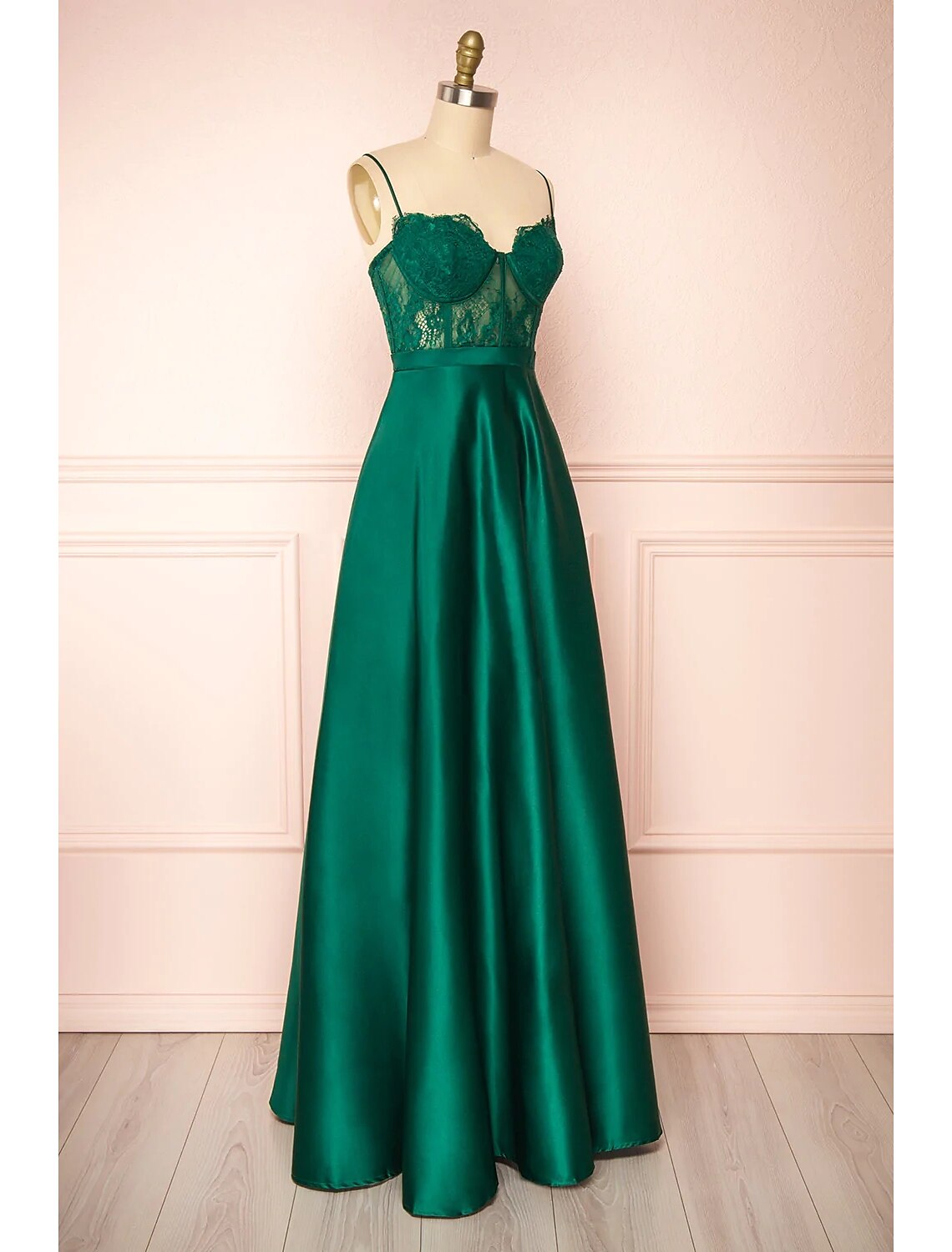 A-Line Sweetheart Satin Sleeveless Backless Applique Floor-Length Prom Dress - Chloe Dress