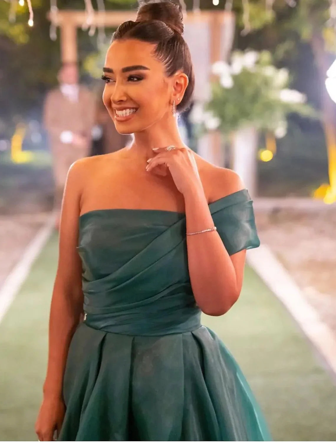Green A-Line One-Shoulder Organza Short Sleeve High Slit Mini Evening Gown - Chloe Dress