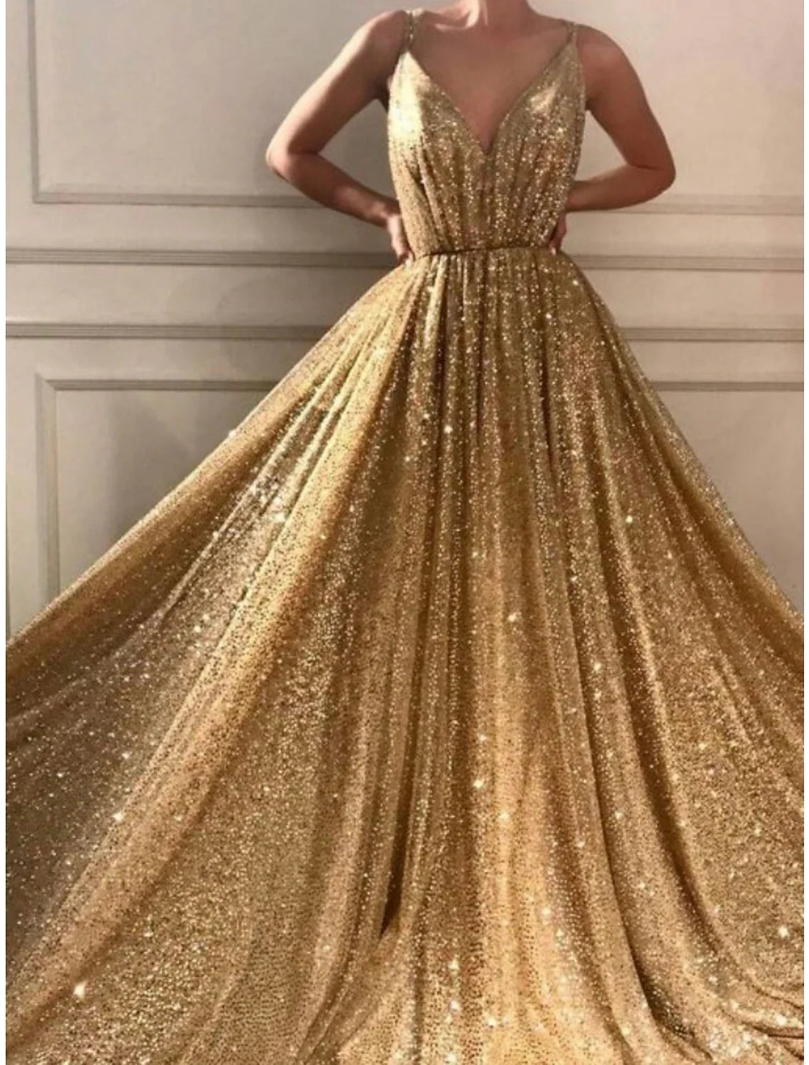 Green A-Line Spaghetti Strap Sequin Sleeveless Pleated Prom Dress - Chloe Dress
