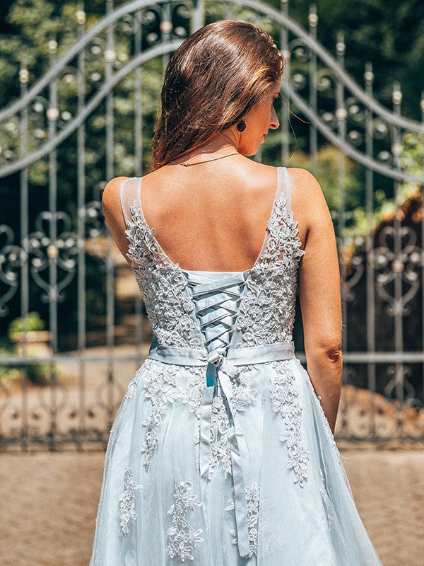A-Line Tulle Sleeveless Applique Mini Homecoming Dress - Chloe Dress