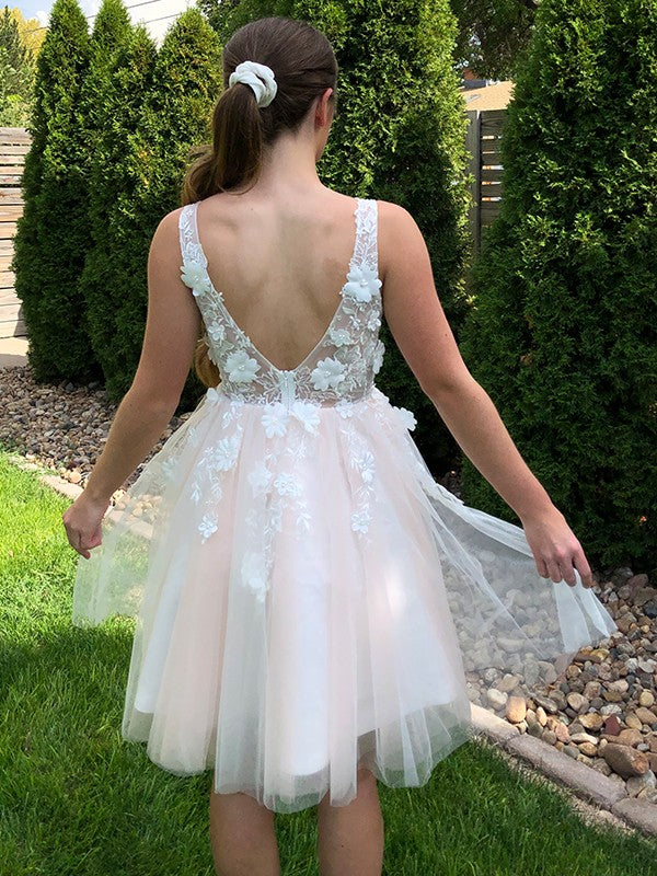 A-Line V-Neck Tulle Sleeveless Applique Mini Homecoming Dress - Chloe Dress