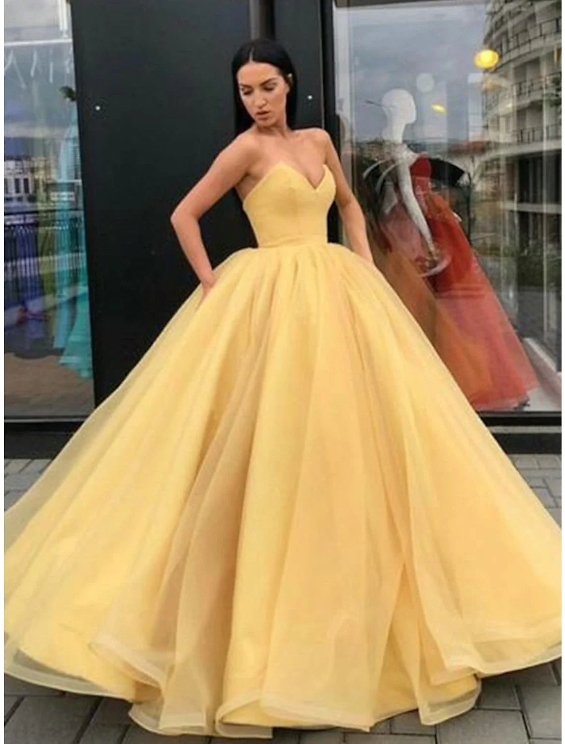 Ball Gown Strapless Tulle Sleeveless Pleated Floor-Length Evening Gown - Chloe Dress