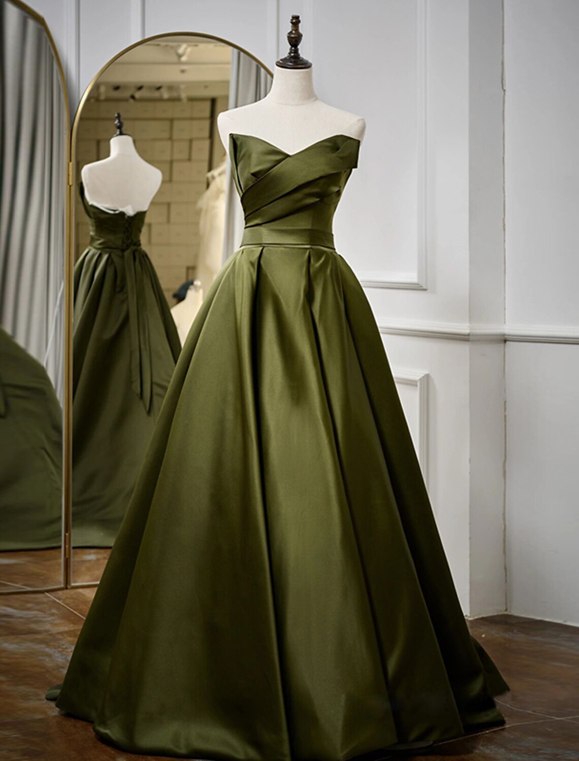 A-Line Strapless Satin Sleeveless Pleated Floor-Length Evening Gown - Chloe Dress