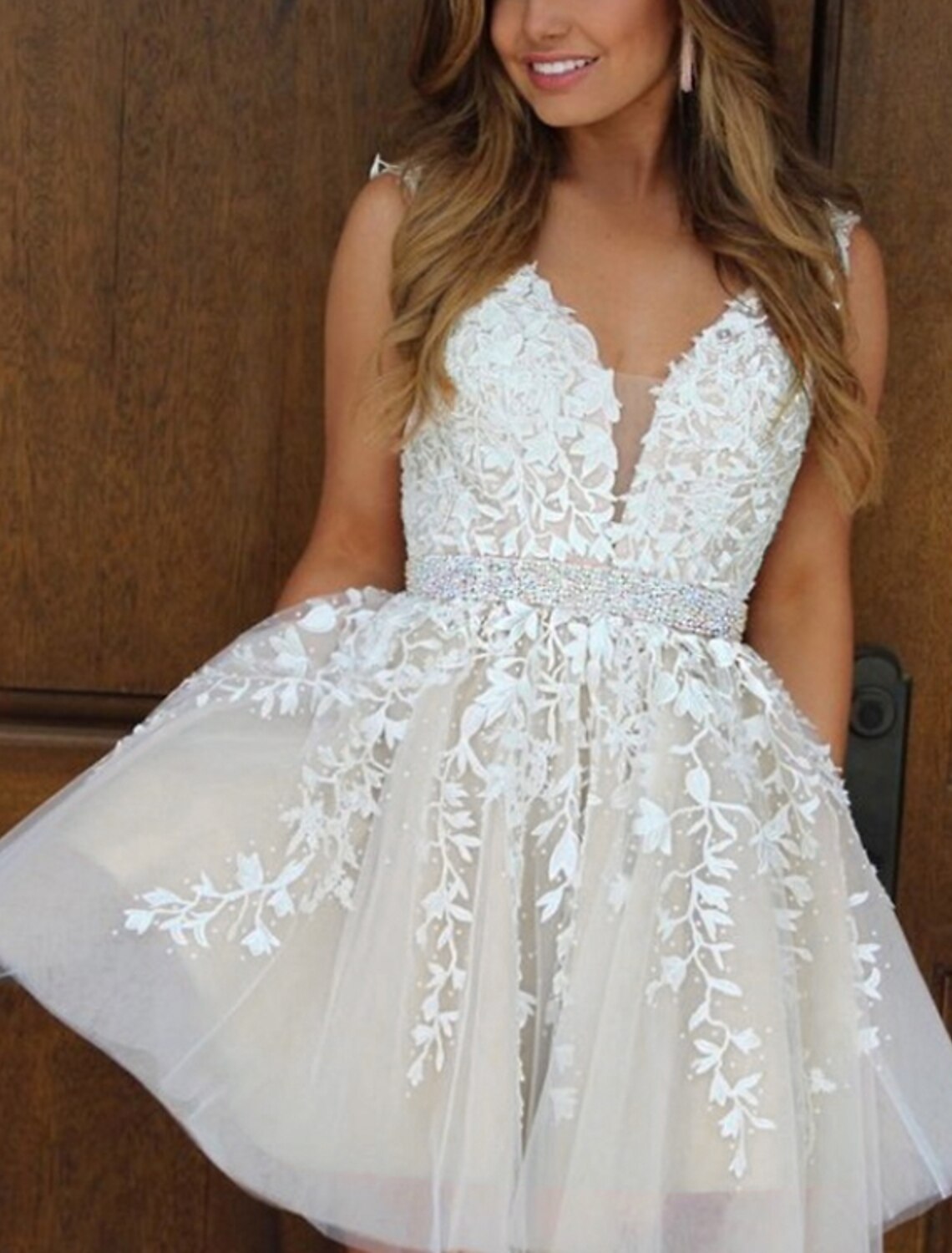 A-Line V-Neck Tulle Sleeveless Applique Mini Cocktail Dress - Chloe Dress