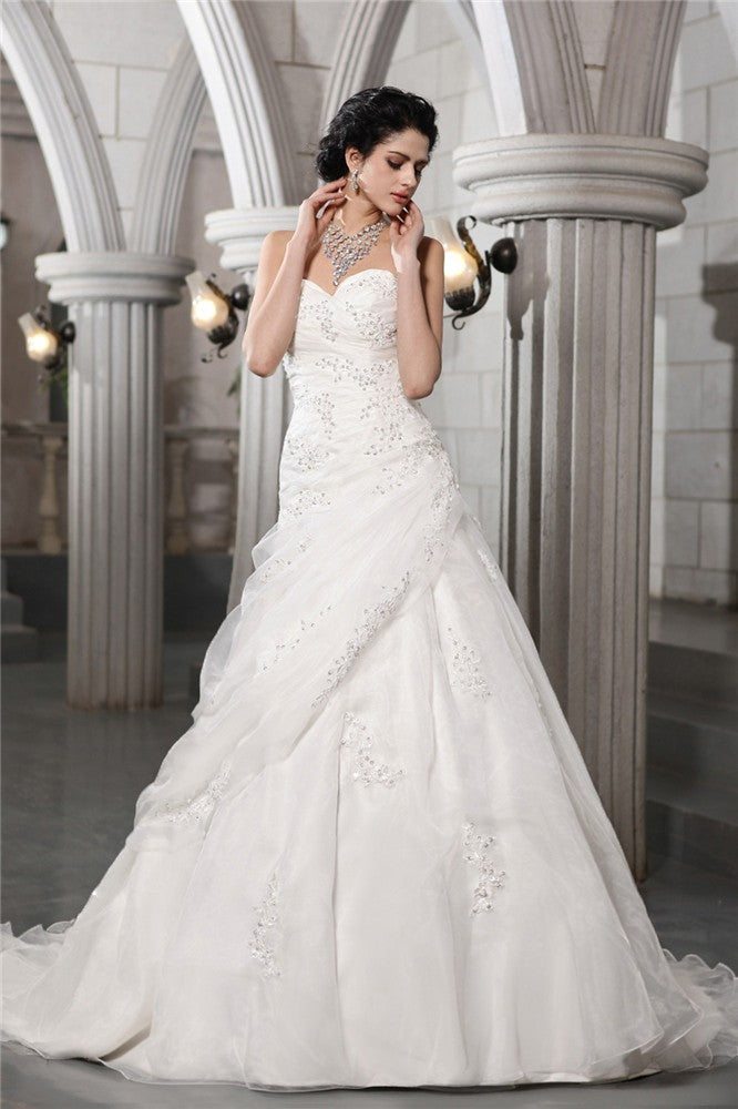 A-Line Sweetheart Organza Sleeveless Applique Wedding Dress - Chloe Dress