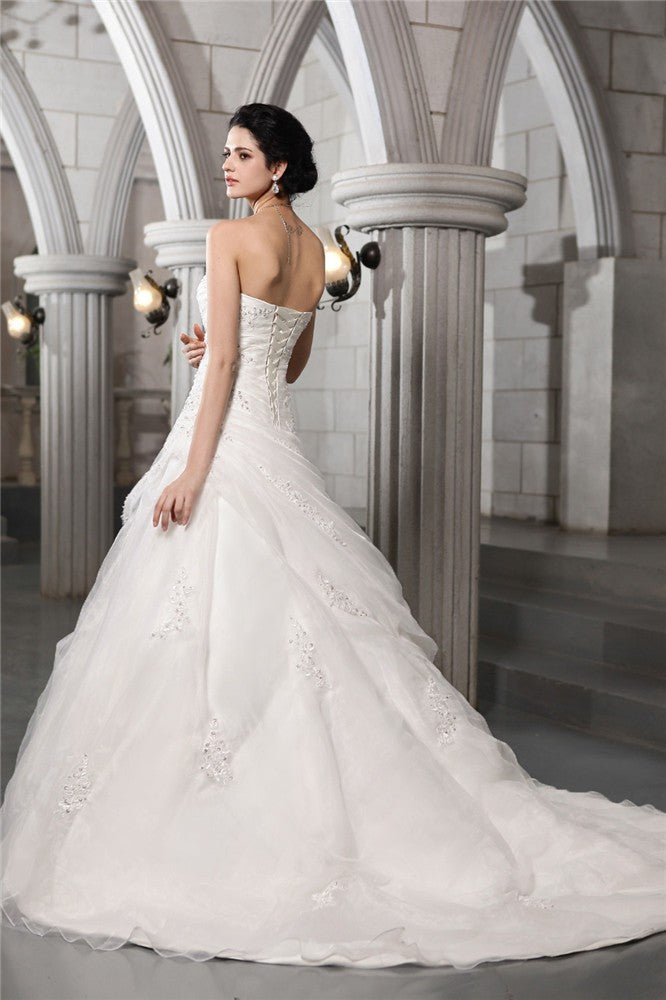 A-Line Sweetheart Organza Sleeveless Applique Wedding Dress - Chloe Dress